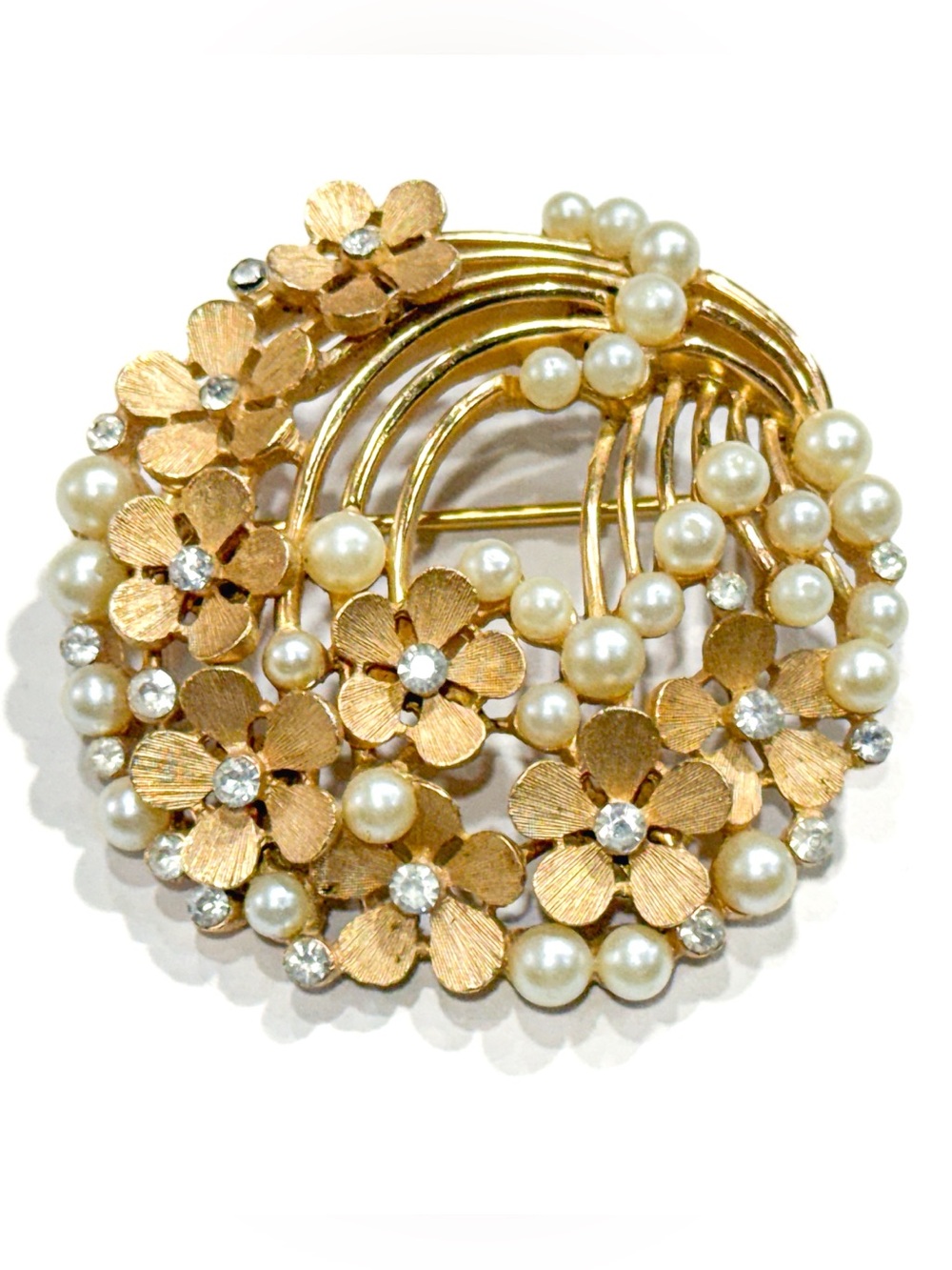 Vintage Crown Trifari Faux Pearl & Rhinestone Floral Wreath Brooch / Pin